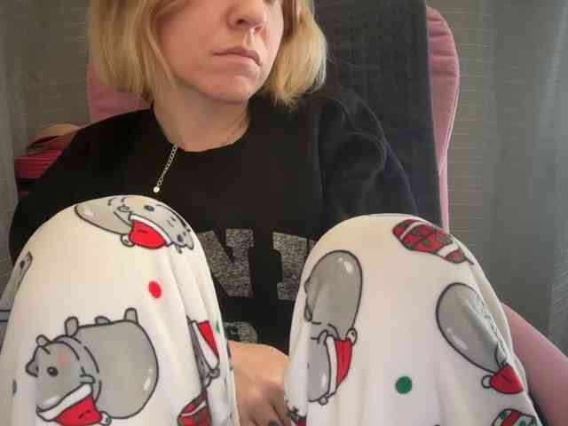 AmericnBarbie webcam