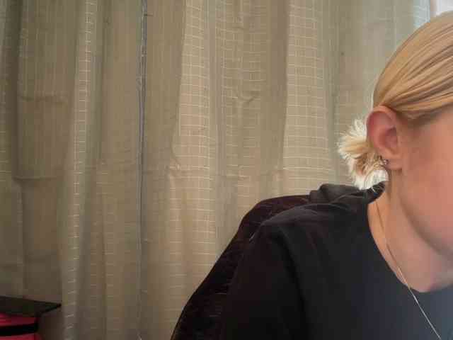 AmericnBarbie webcam