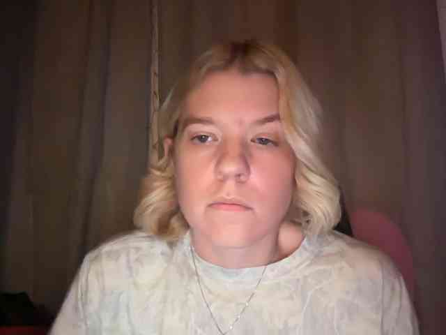 AmericnBarbie webcam