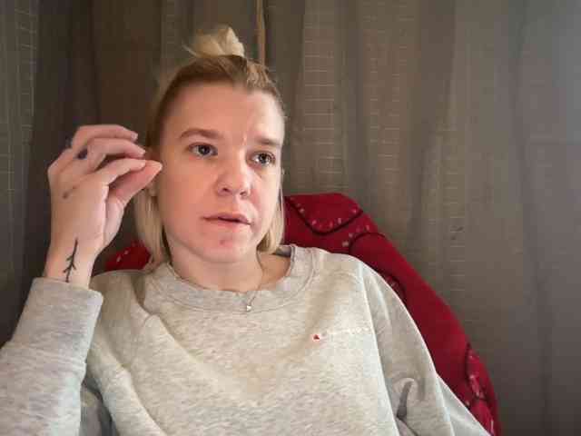 AmericnBarbie webcam