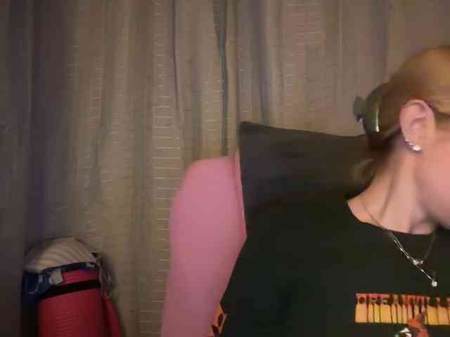 AmericnBarbie webcam