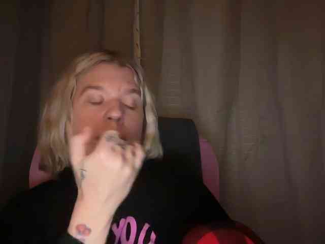 AmericnBarbie webcam