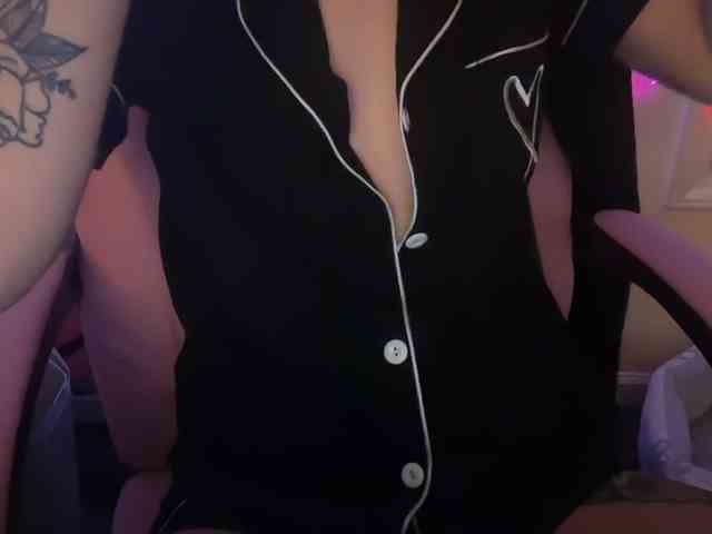 AmericnBarbie webcam