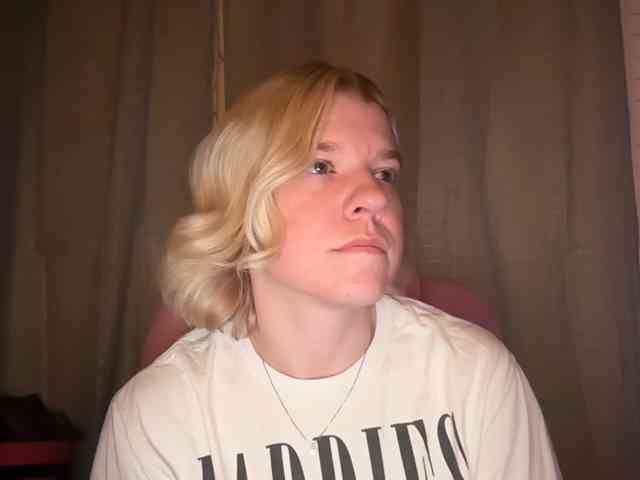 AmericnBarbie webcam