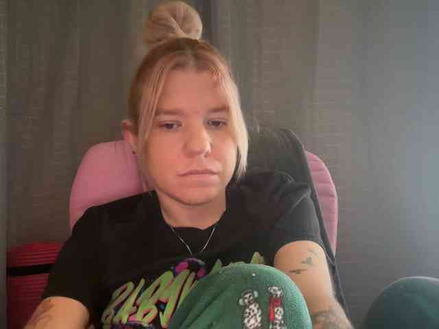 AmericnBarbie webcam