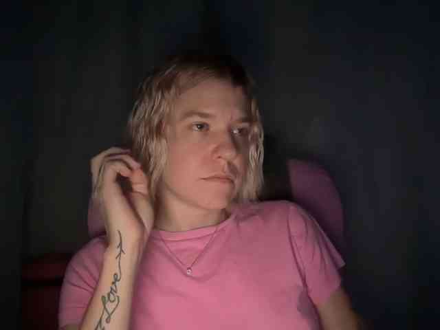 AmericnBarbie webcam