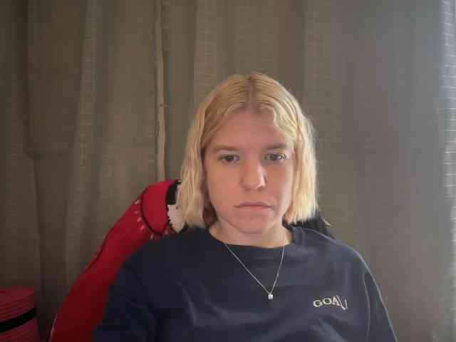 AmericnBarbie webcam