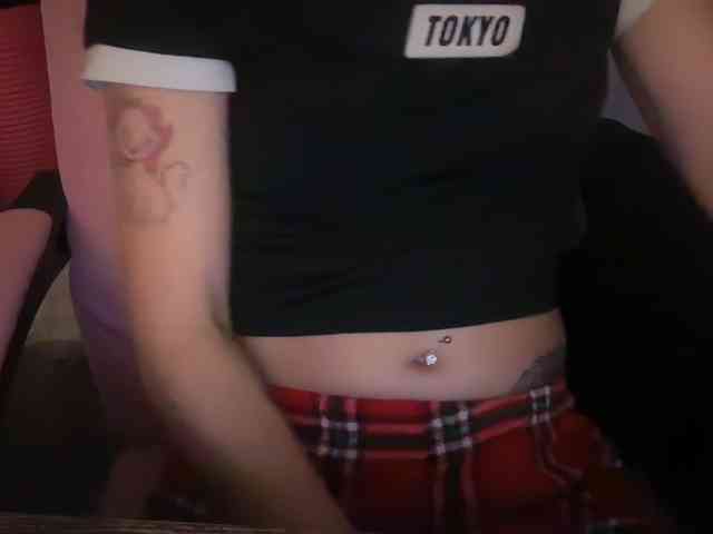 AmericnBarbie webcam