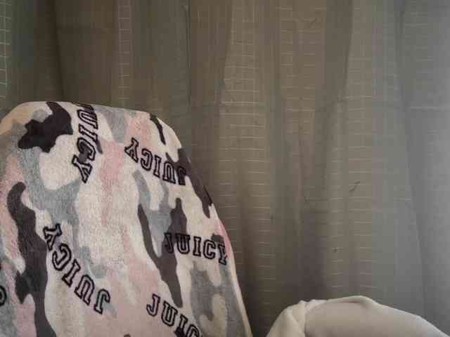AmericnBarbie webcam