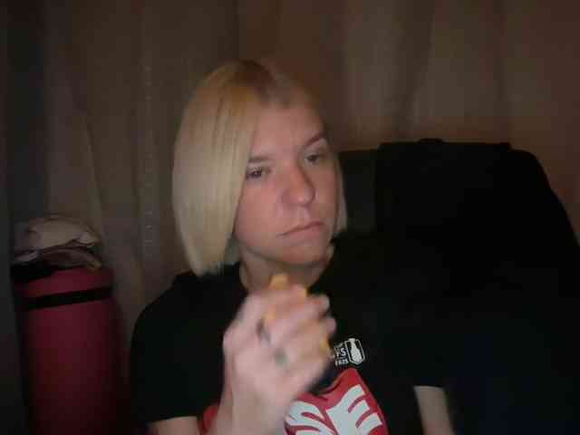 AmericnBarbie webcam