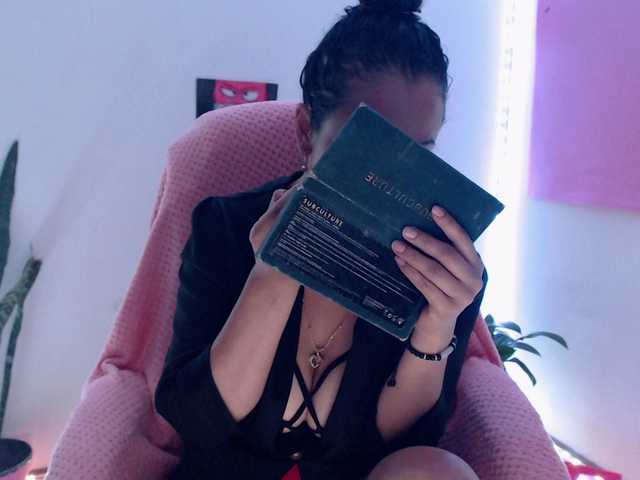 bomboncita288 webcam bongacams model stream image