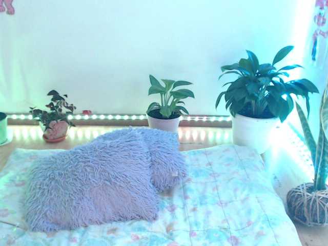 bomboncita288's BongaCams show and profile