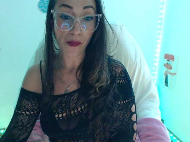bomboncita288's BongaCams show and profile