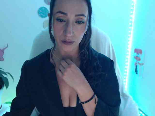 bomboncita288 webcam