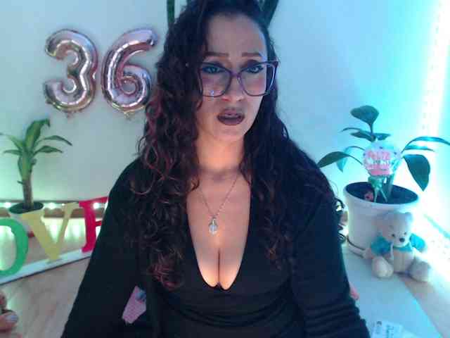 bomboncita288 webcam