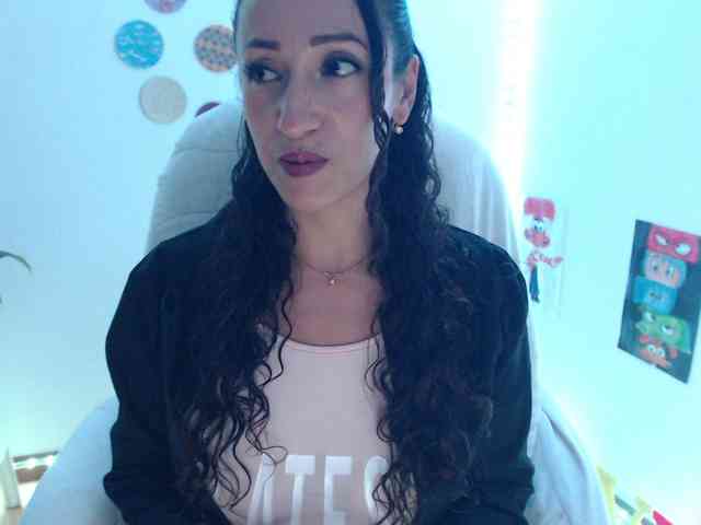 bomboncita288 webcam