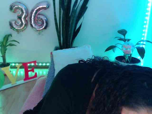 bomboncita288 webcam