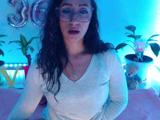 bomboncita288 webcam