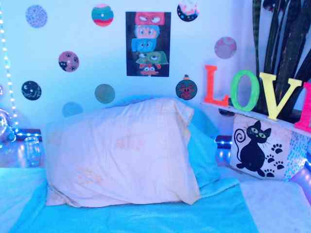 bomboncita288 webcam