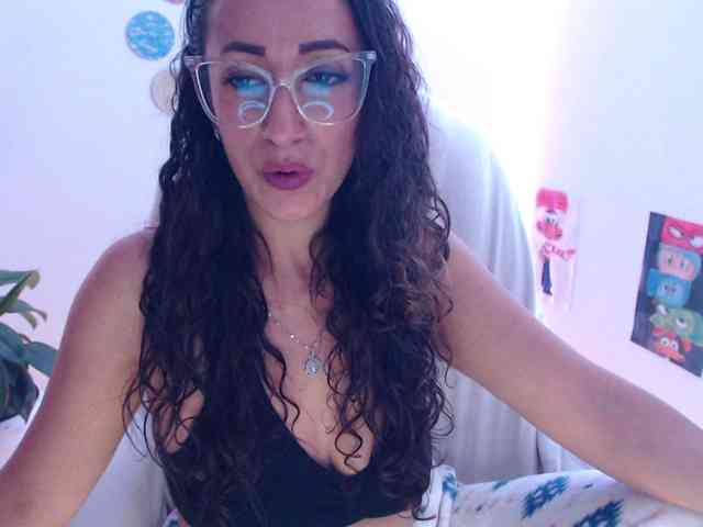 bomboncita288 webcam