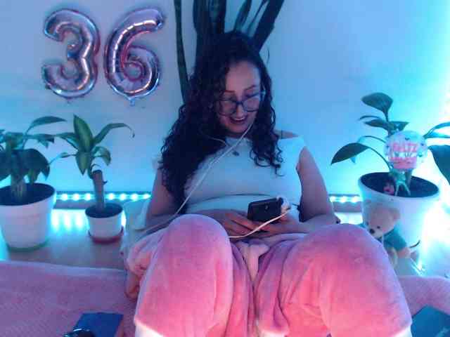 bomboncita288 webcam