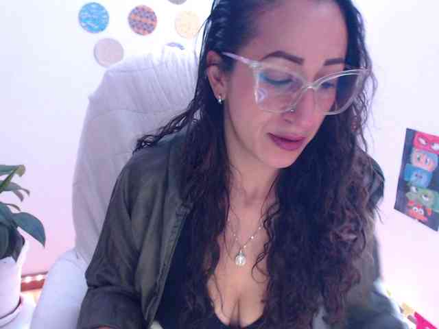 bomboncita288 webcam