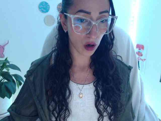 bomboncita288 webcam