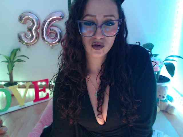 bomboncita288 webcam