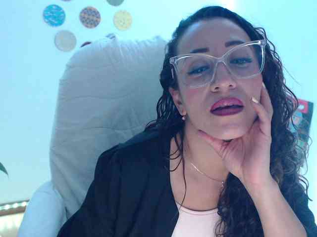 bomboncita288 webcam