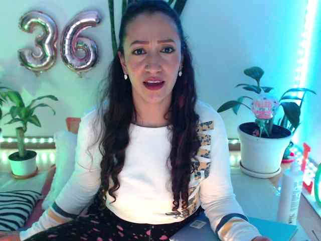 bomboncita288 webcam