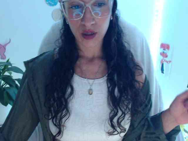 bomboncita288 webcam