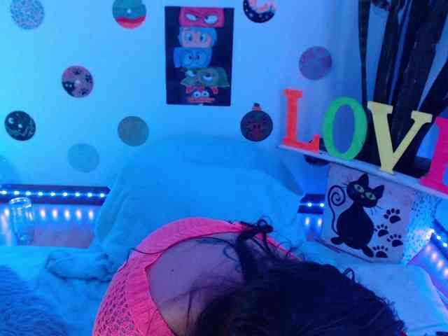 bomboncita288 webcam