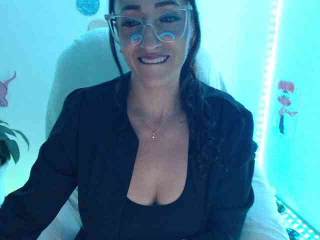 bomboncita288 webcam