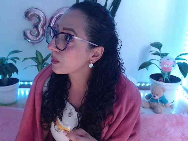 bomboncita288 webcam