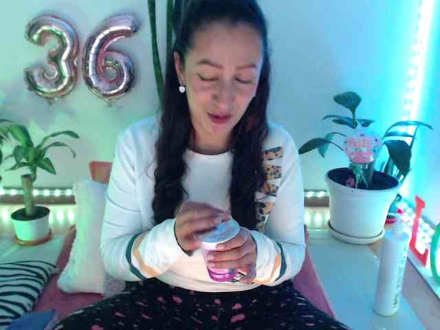 bomboncita288 webcam