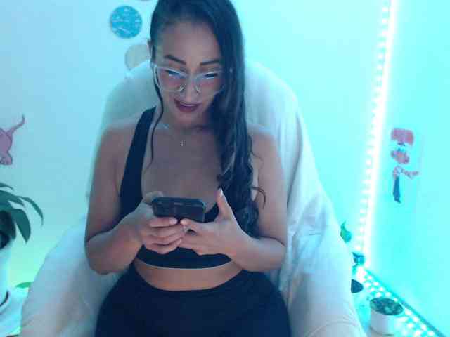 bomboncita288 webcam