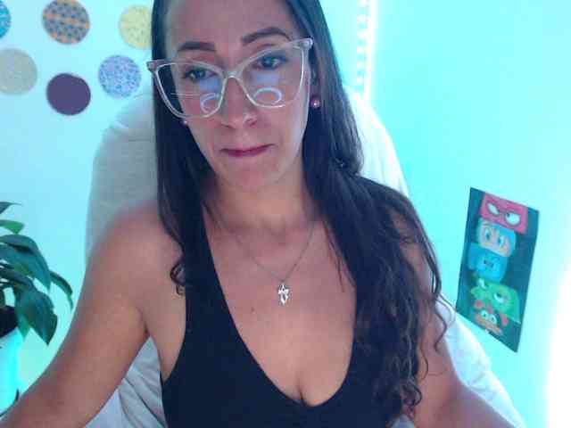 bomboncita288 webcam