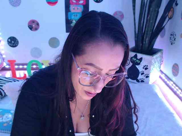 bomboncita288 webcam