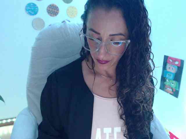 bomboncita288 webcam