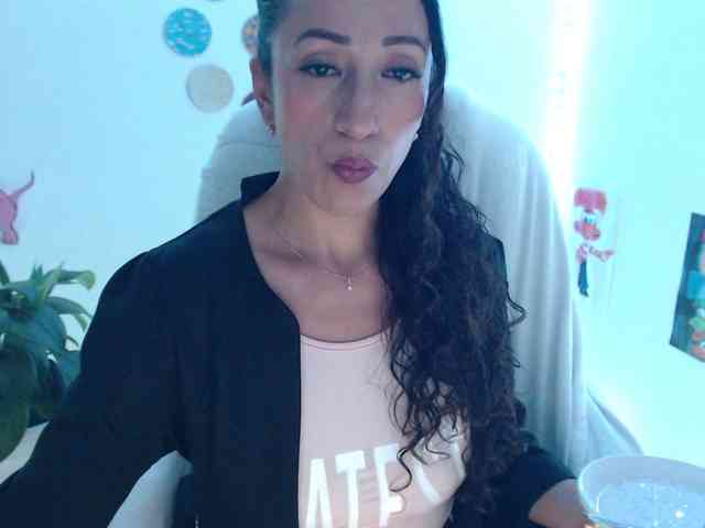 bomboncita288 webcam