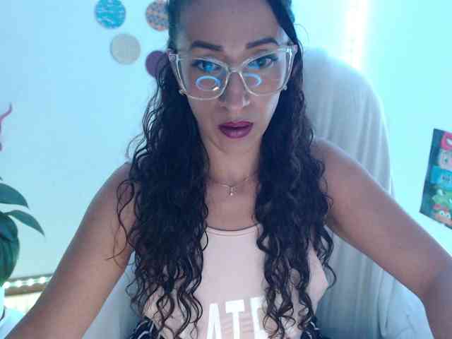 bomboncita288 webcam