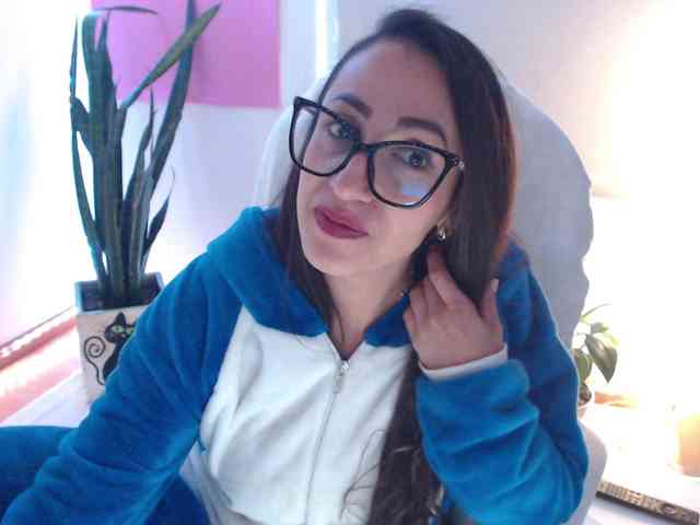 bomboncita288 webcam