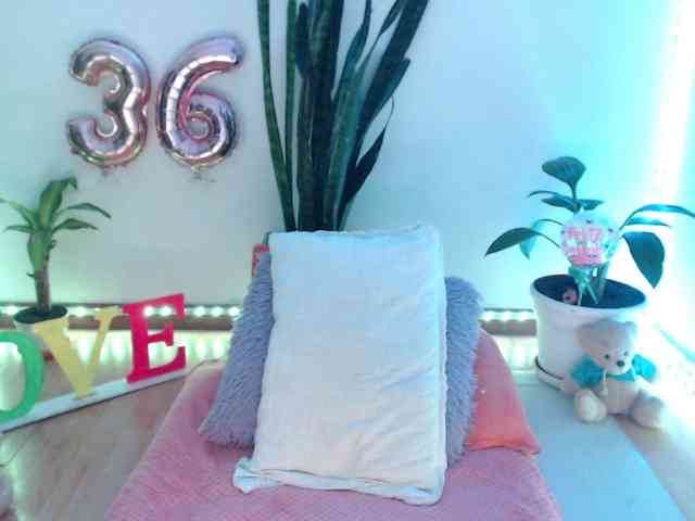 bomboncita288 webcam