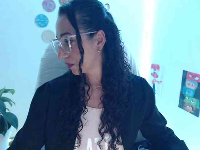 bomboncita288 webcam