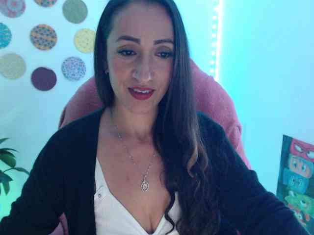 bomboncita288 webcam