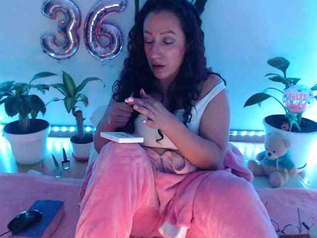 bomboncita288 webcam