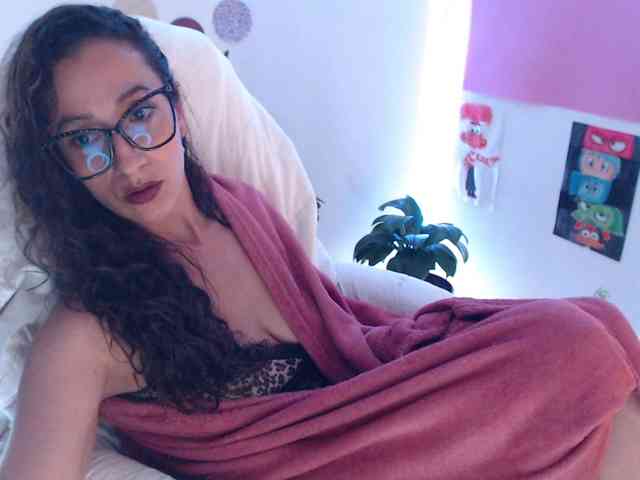 bomboncita288 webcam