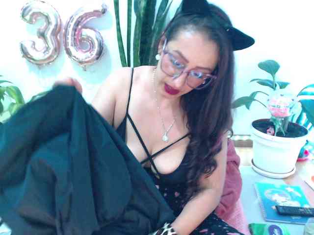 bomboncita288 webcam
