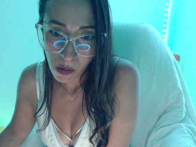 bomboncita288 webcam