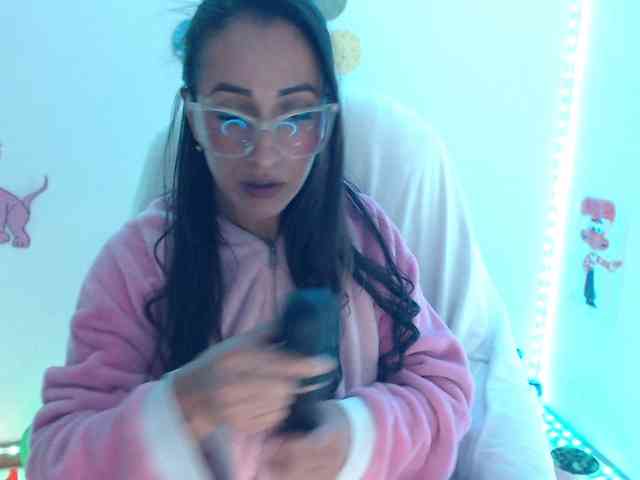 bomboncita288 webcam